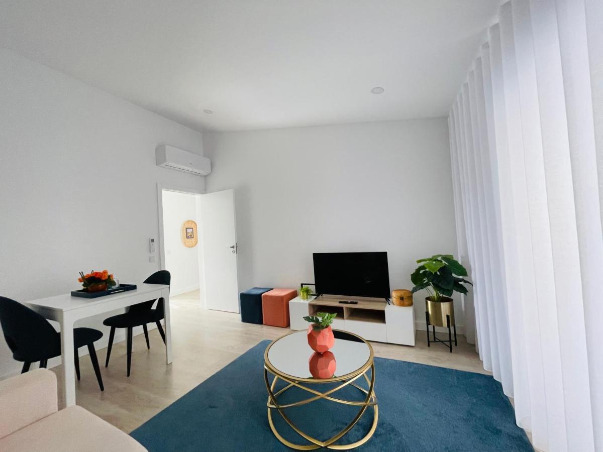 Central Tiled Apartment Aveiro Exterior foto