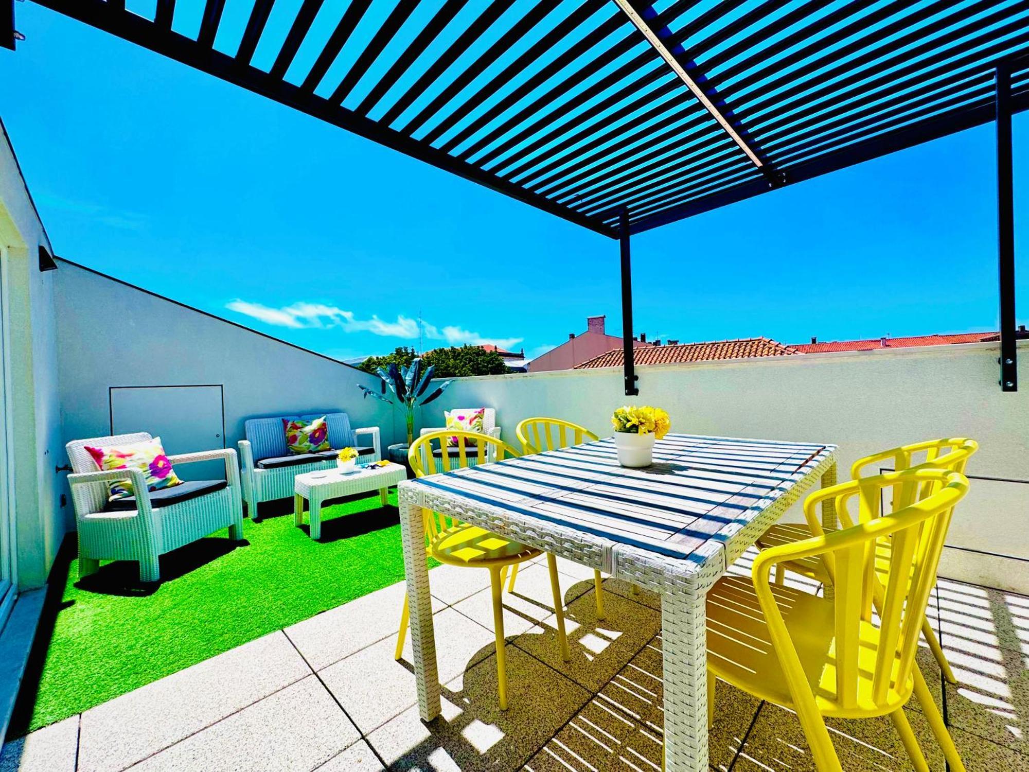 Central Tiled Apartment Aveiro Exterior foto